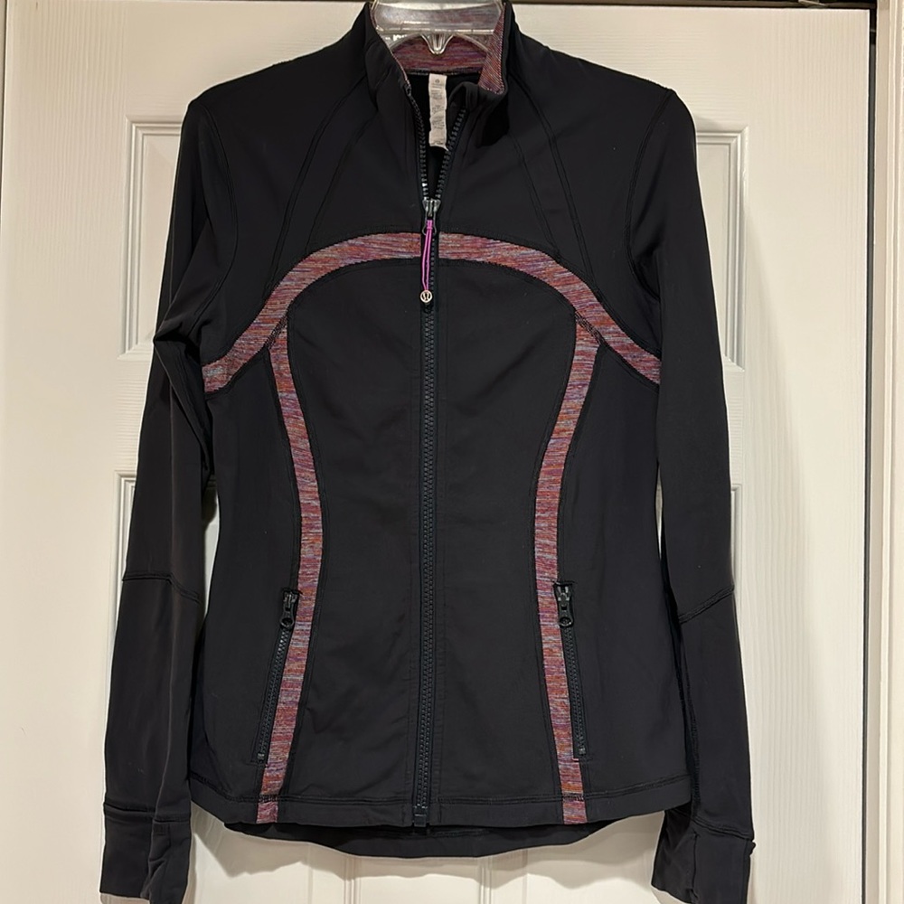 Lululemon size 10 define jacket. grey with purple tone accent;